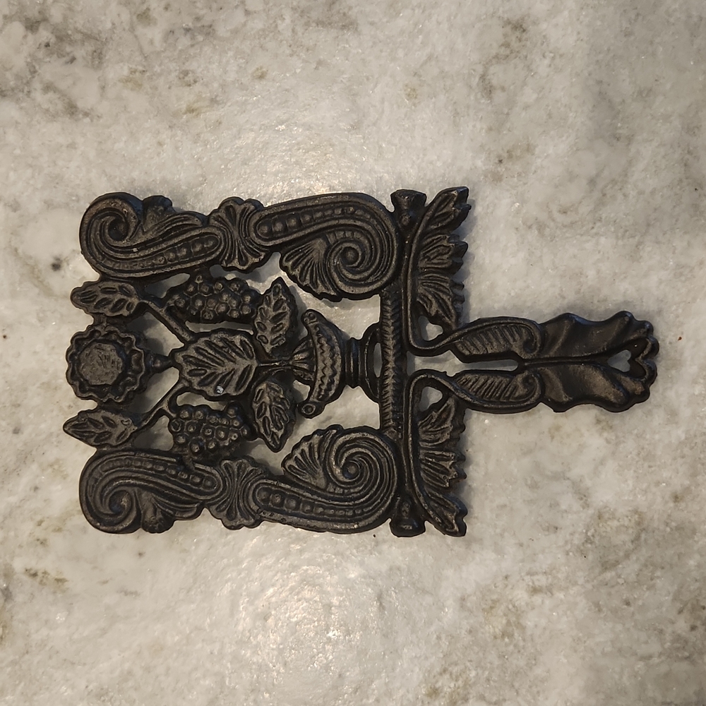 Vintage Cast Iron Footed Trivet Grapes Flower Scrolls